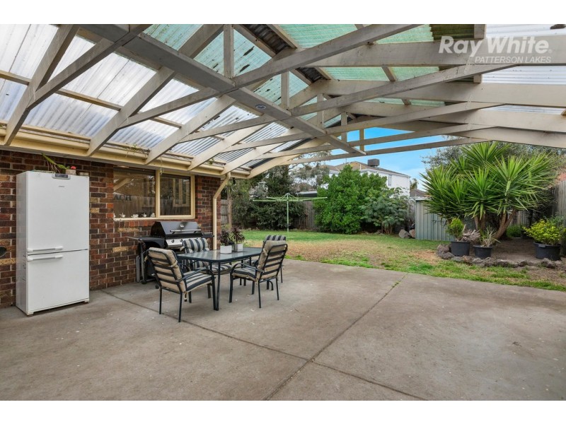 62 Kurrawa Cres, Patterson Lakes VIC 3197