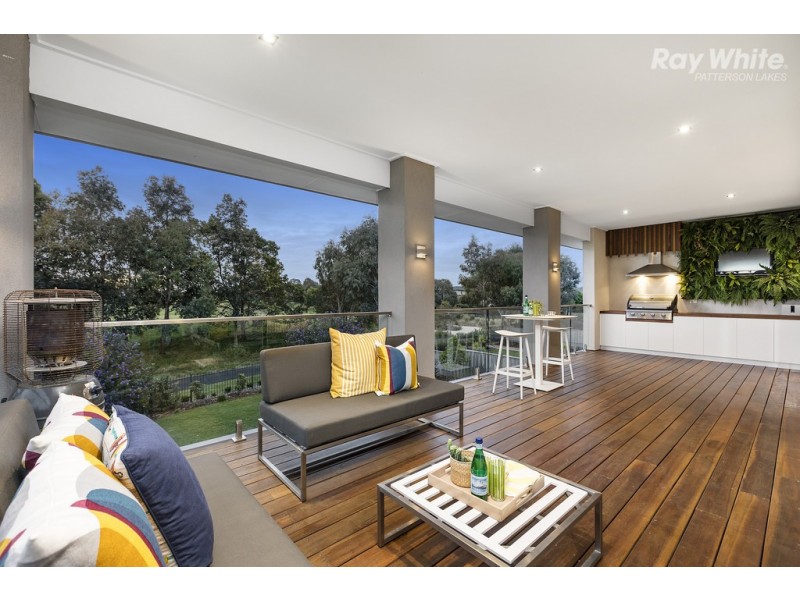 24 Cunningham Crescent, Sandhurst VIC 3977