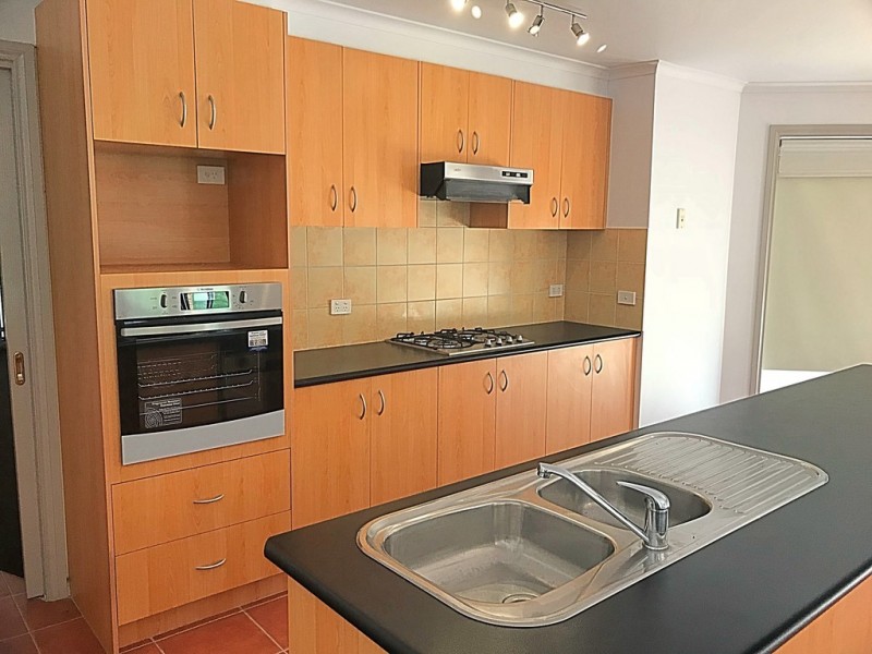 16 Arlene Drive, Skye VIC 3977