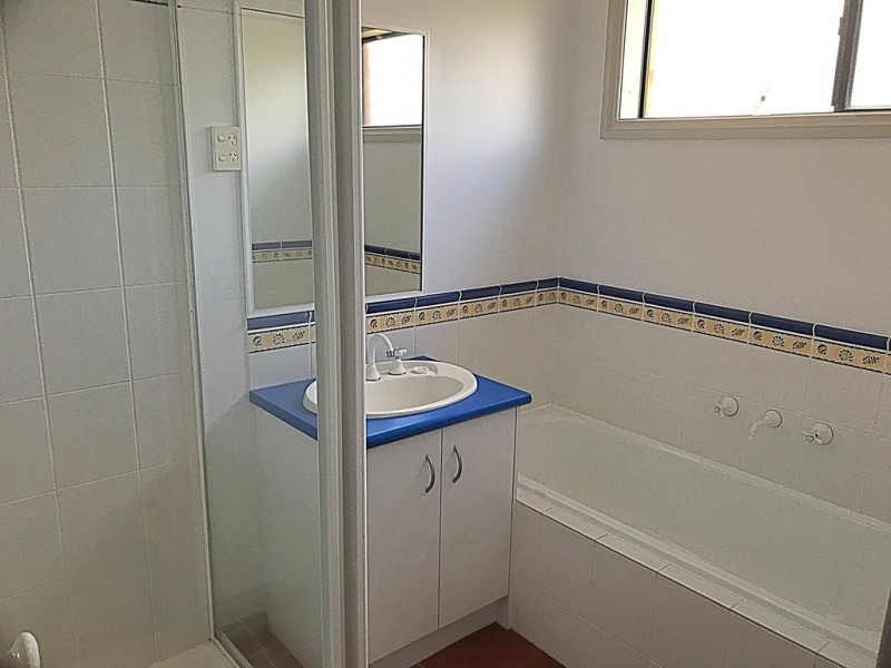 16 Arlene Drive, Skye VIC 3977