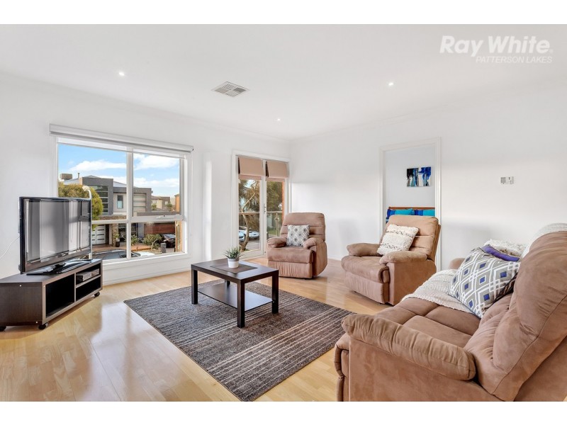 18 Webster Drive, Patterson Lakes VIC 3197