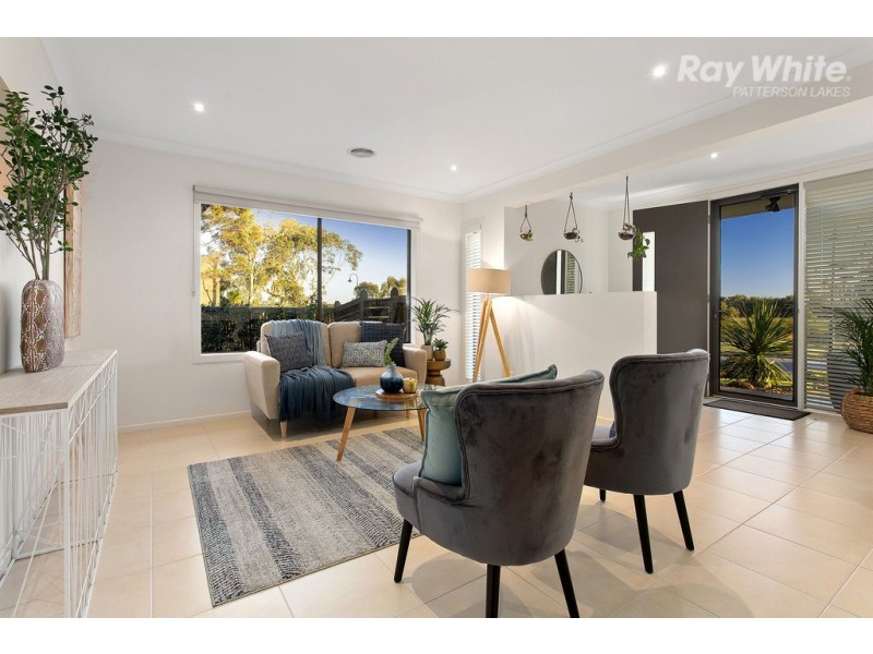 5 Waterlily Court, Waterways VIC 3195