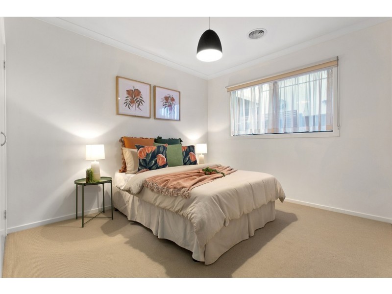 5 Waterlily Court, Waterways VIC 3195