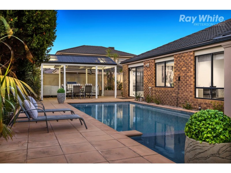 3 Serpentine Court, Waterways VIC 3195