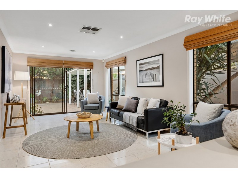 3 Serpentine Court, Waterways VIC 3195