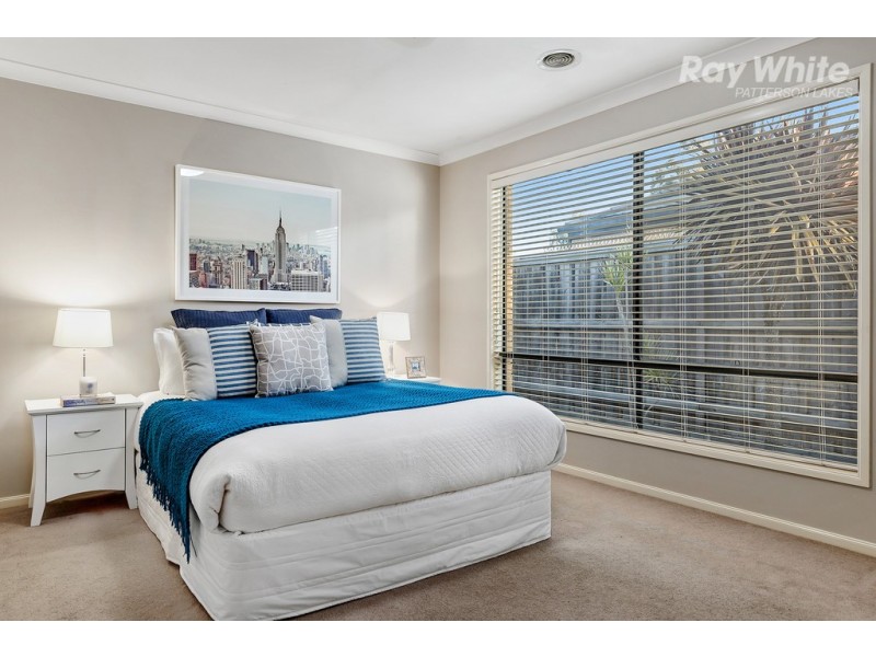 3 Serpentine Court, Waterways VIC 3195