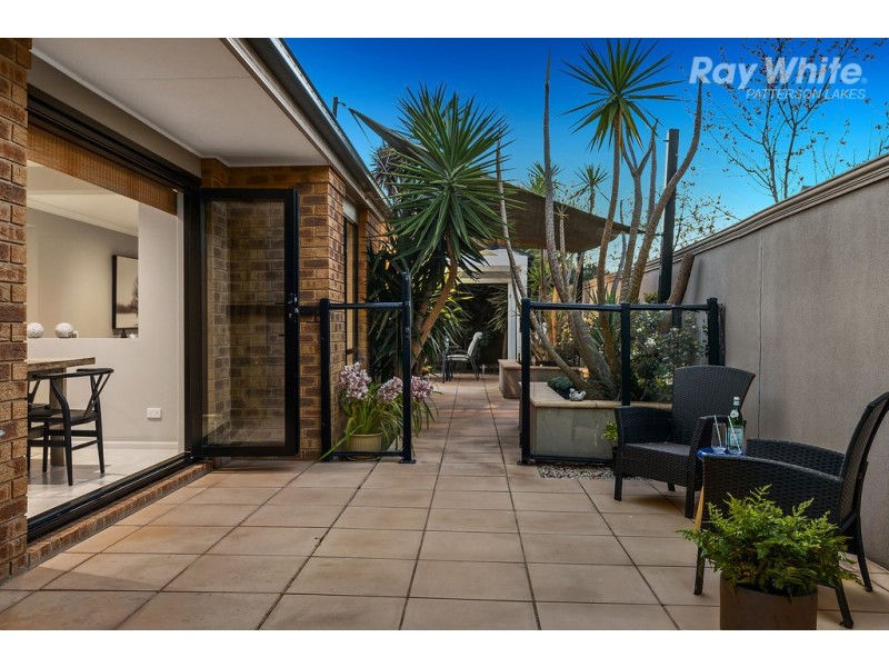 3 Serpentine Court, Waterways VIC 3195