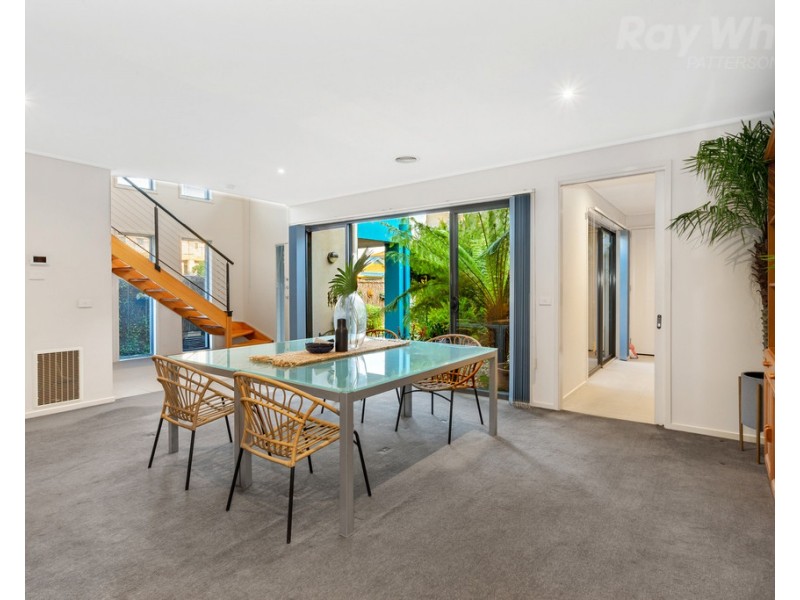 1 Fisher Mews, Waterways VIC 3195