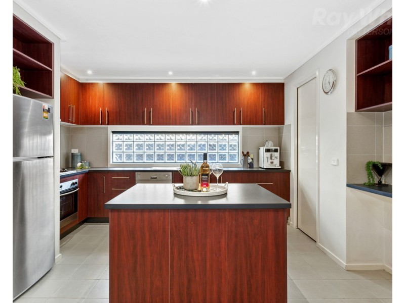 1 Fisher Mews, Waterways VIC 3195