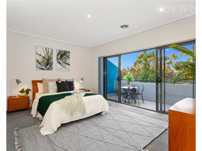 1 Fisher Mews, Waterways VIC 3195
