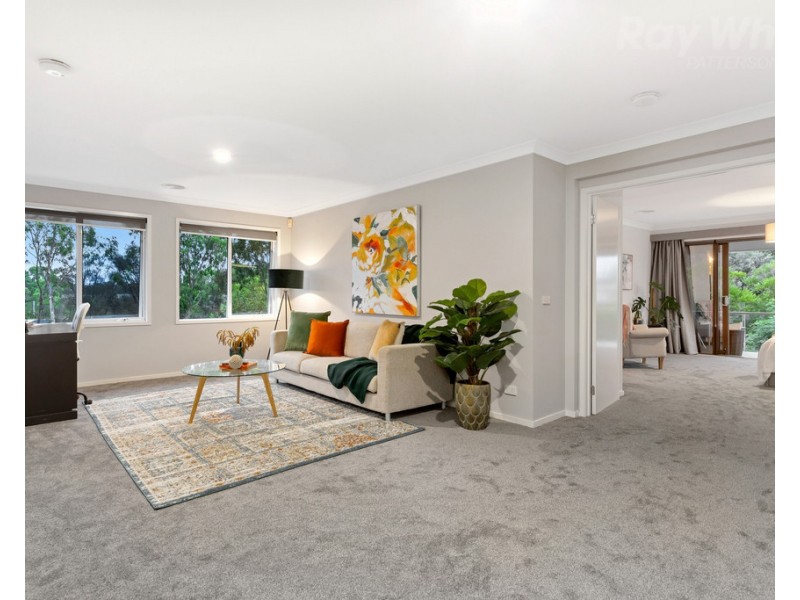 13 Barmah Place, Waterways VIC 3195