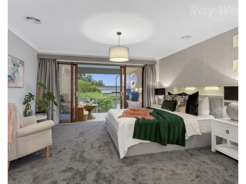 13 Barmah Place, Waterways VIC 3195