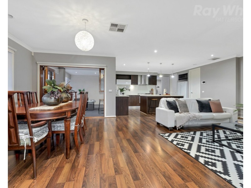 2 Portland Place, Waterways VIC 3195