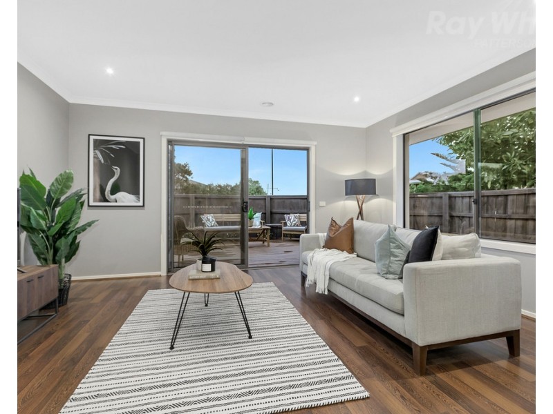 2 Portland Place, Waterways VIC 3195