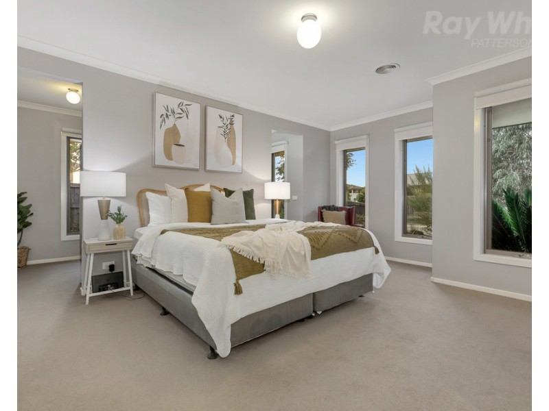 2 Portland Place, Waterways VIC 3195