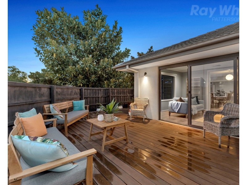 2 Portland Place, Waterways VIC 3195