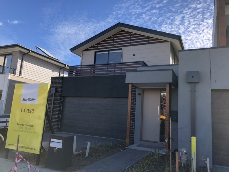 16 Talisker Street, Keysborough VIC 3173