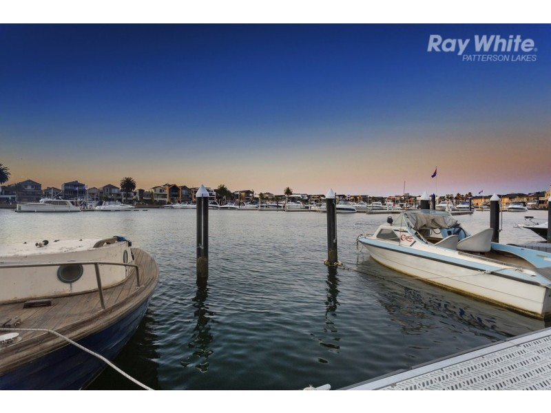 60 Scarborough Drive, Patterson Lakes VIC 3197