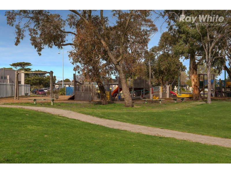 32 Douglas Street, Hastings VIC 3915