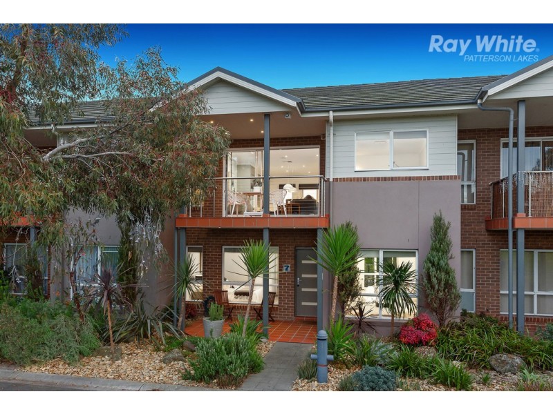 7 Dunk Crescent, Bonbeach VIC 3196