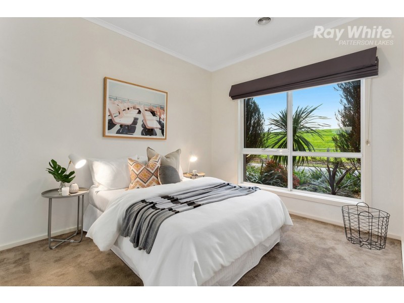 7 Dunk Crescent, Bonbeach VIC 3196