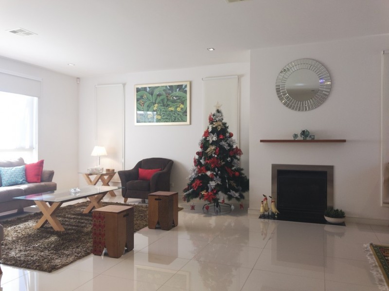 10 Ashberg Drive, Waterways VIC 3195