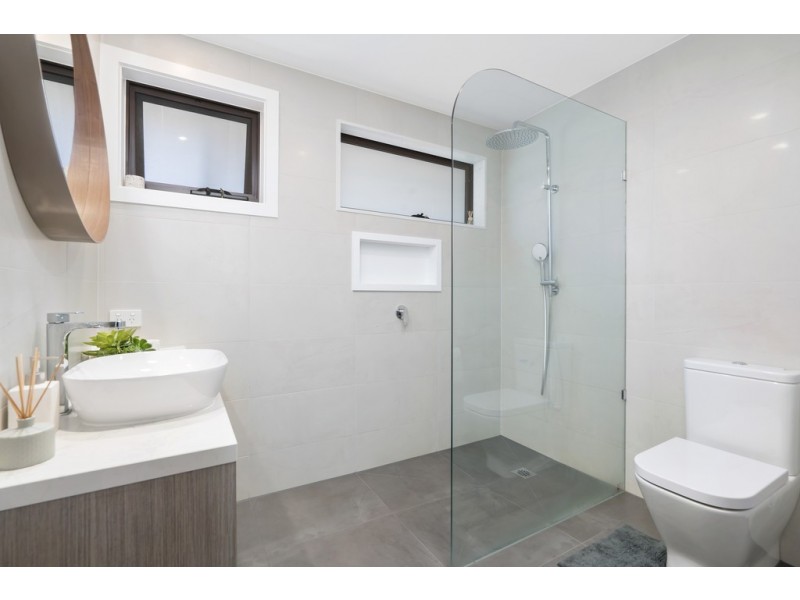 3/4 Rhoden Court, Dandenong North VIC 3175