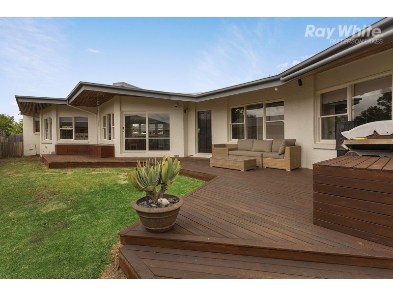 30 Armistan Crescent, Chelsea Heights VIC 3196