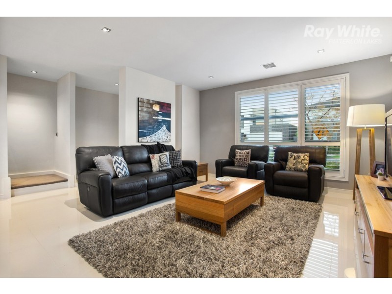 20 Ashberg Drive, Waterways VIC 3195
