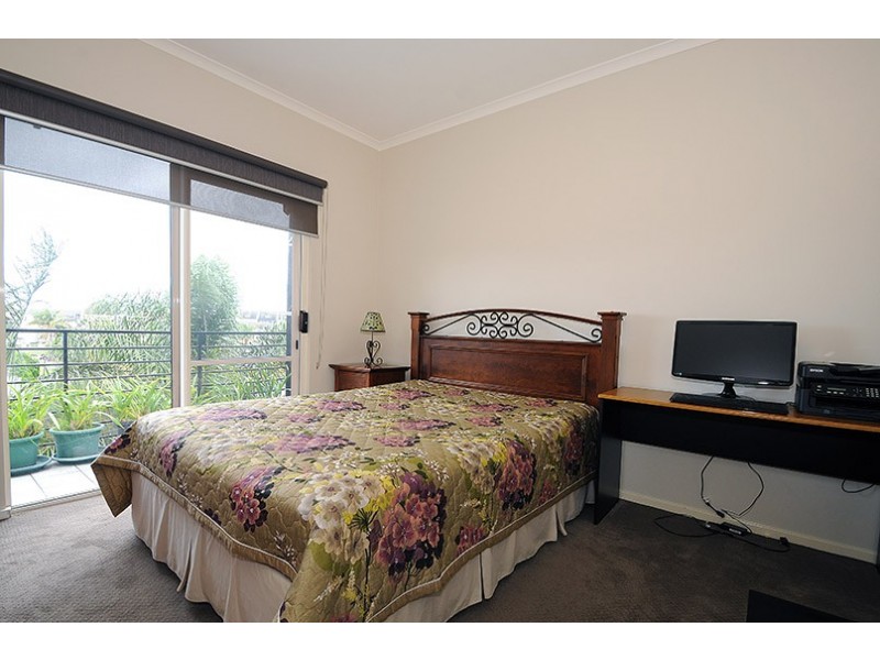 13/5 Thompson Road, Patterson Lakes VIC 3197