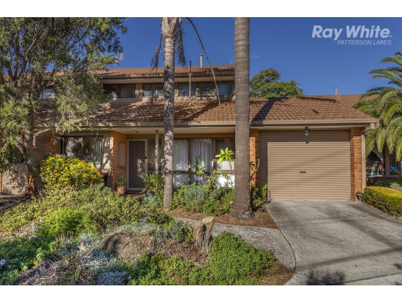 2/2 Snapper Point Drive, Patterson Lakes VIC 3197