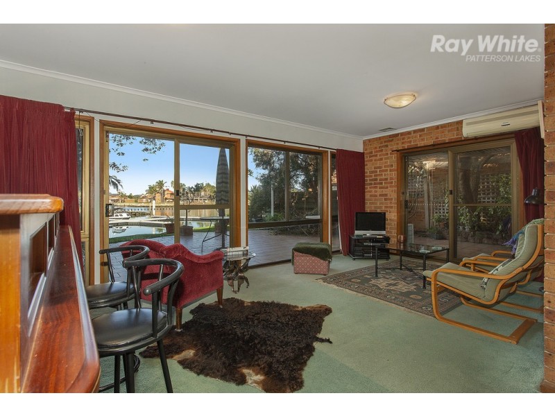2/2 Snapper Point Drive, Patterson Lakes VIC 3197