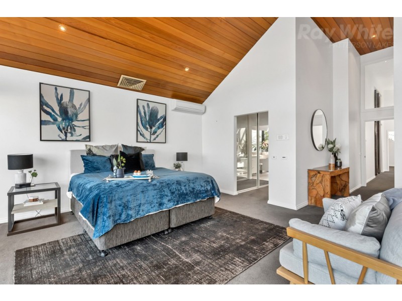 1 North Shore Drive, Patterson Lakes VIC 3197
