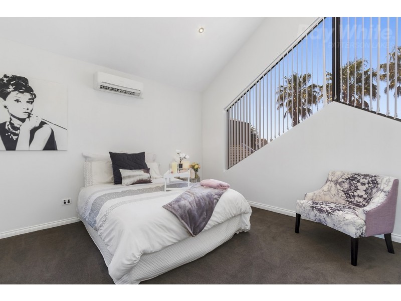 1 North Shore Drive, Patterson Lakes VIC 3197