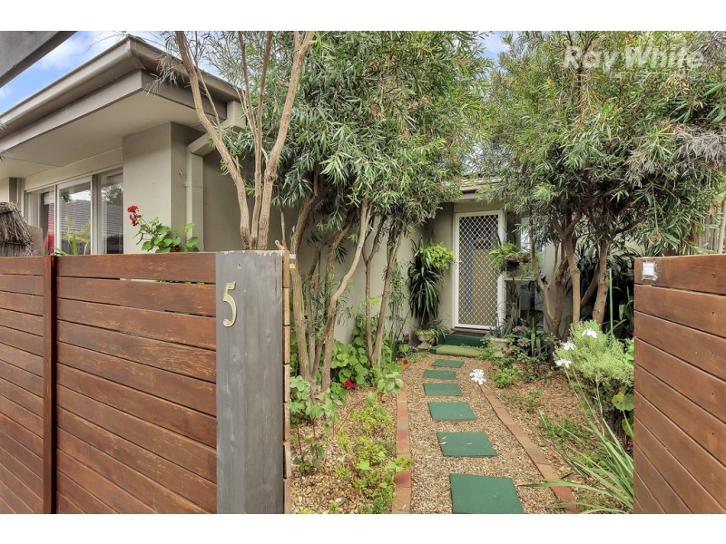 5/14-16 Melaleuca Drive, Carrum VIC 3197