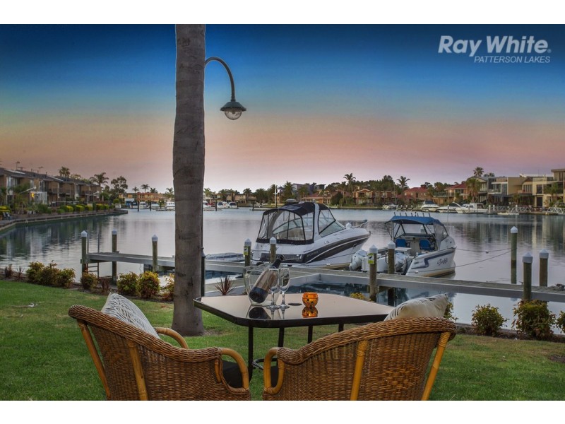 18/3 Inner Harbour Drive, Patterson Lakes VIC 3197