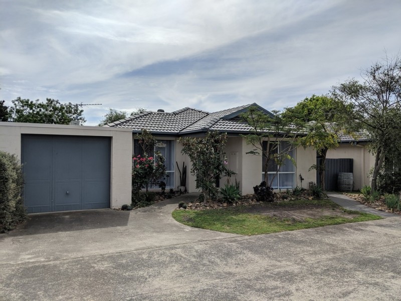 14 Oasis Court, Patterson Lakes VIC 3197