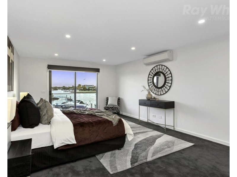 2 Salmon Bay, Patterson Lakes VIC 3197