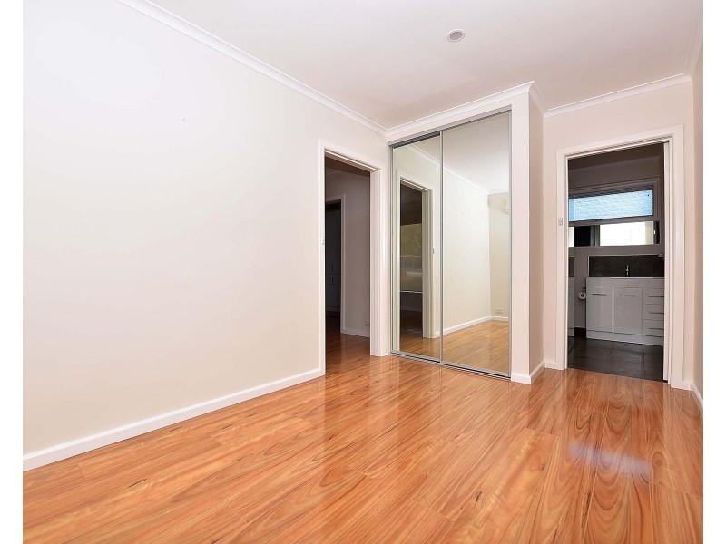 8/990-992 Heatherton Road, Noble Park VIC 3174