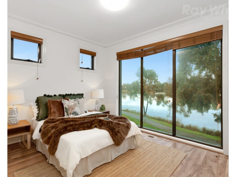 20 King Sound Close, Waterways VIC 3195