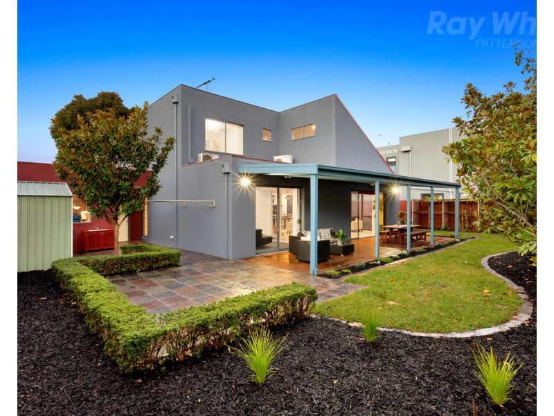 20 King Sound Close, Waterways VIC 3195