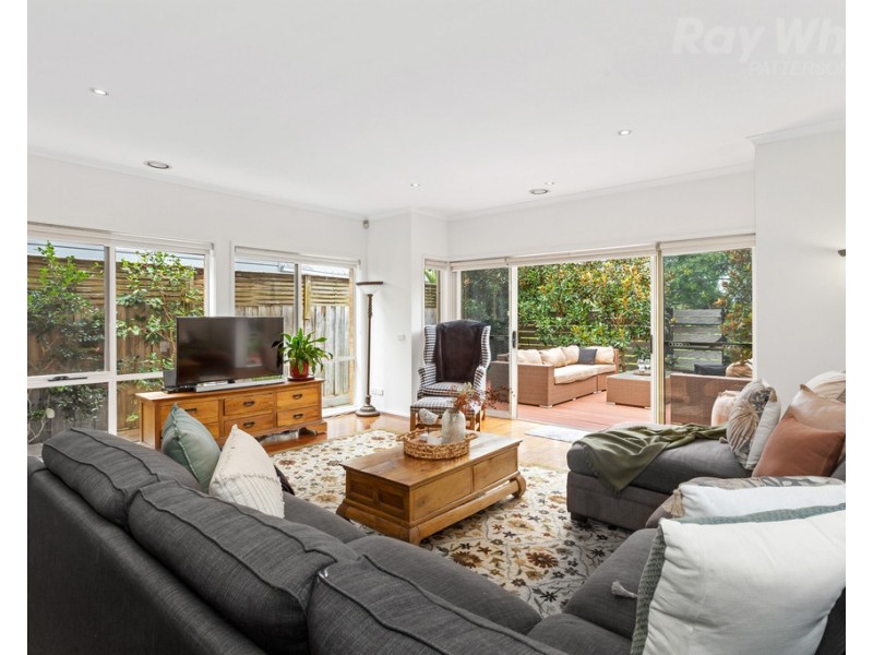 18 Tiller Lane, Patterson Lakes VIC 3197