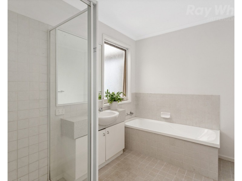 18 Tiller Lane, Patterson Lakes VIC 3197