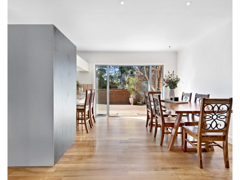 1 Warrawitur Court, Bonbeach VIC 3196