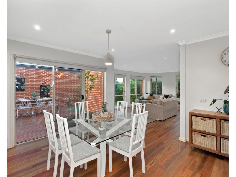 2/2 Myola Street, Carrum VIC 3197