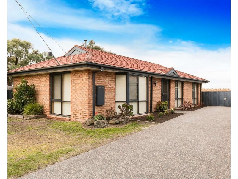 48 Airlie Grove, Seaford VIC 3198