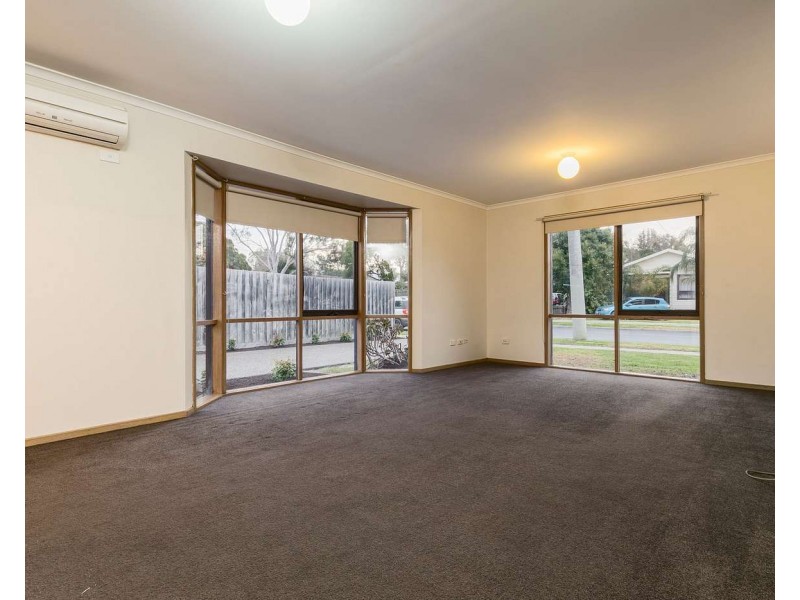 48 Airlie Grove, Seaford VIC 3198