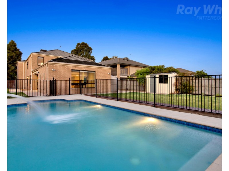 22 Island Point Drive, Waterways VIC 3195