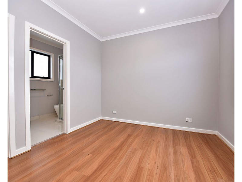 2/15 Bondi Avenue, Bonbeach VIC 3196