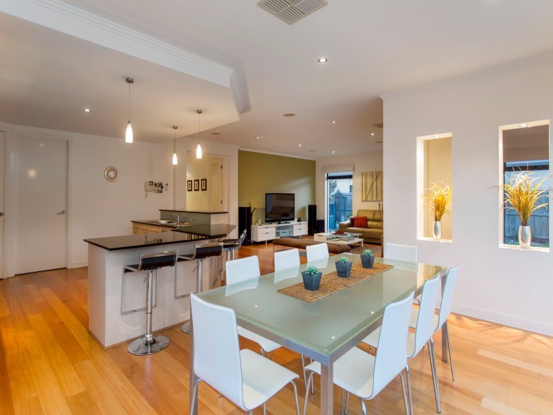 21 Island Point Avenue, Waterways VIC 3195